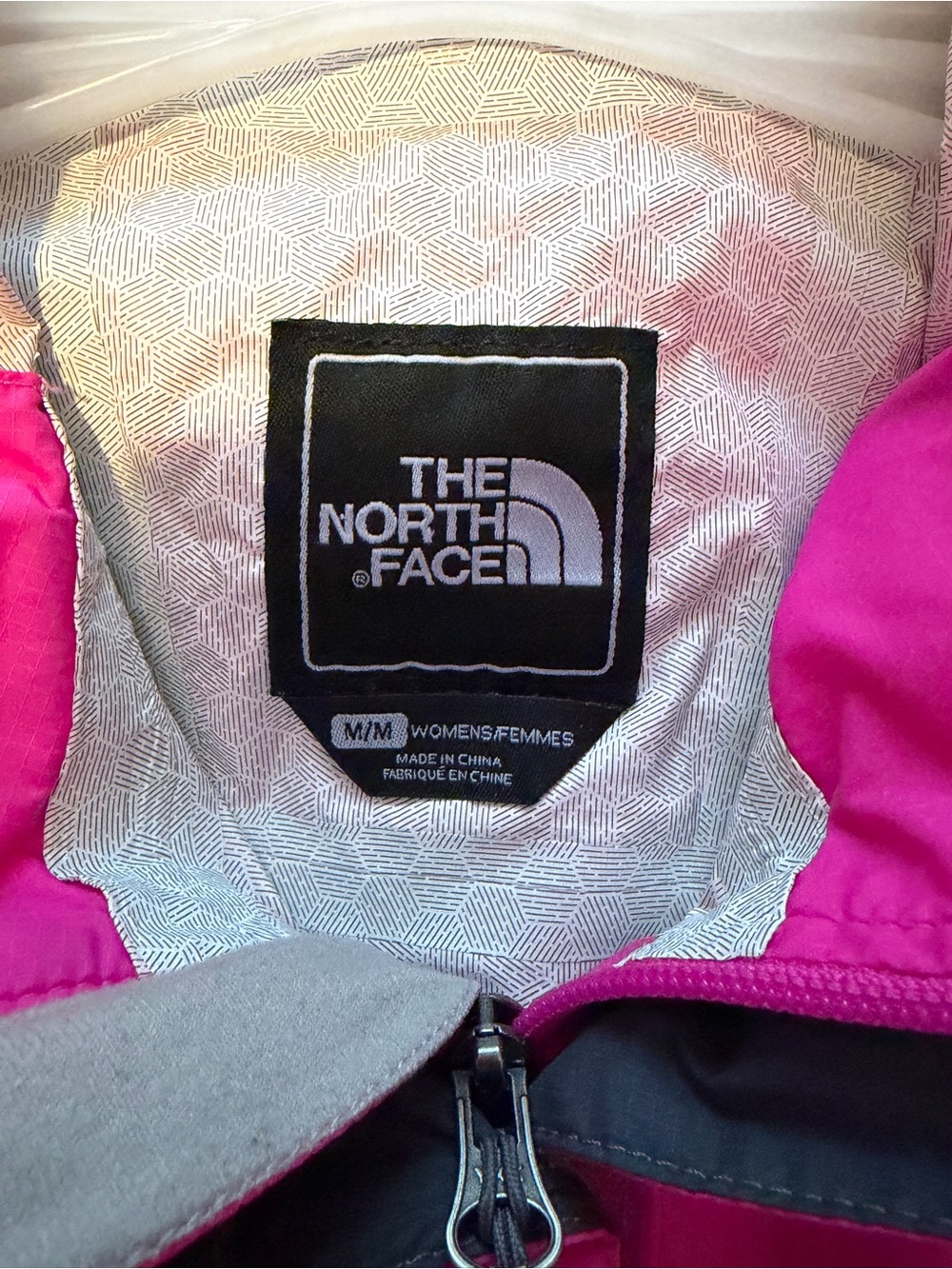 The North Face Bright Pink Women's Hooded Shell Jacket - Picture 3 of 4